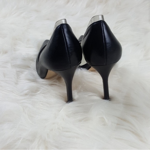 BCBG D'Orsay Heel, Black & Smoke Clear Detail, Size 6, Reposh, Party/Formal - Picture 4 of 7